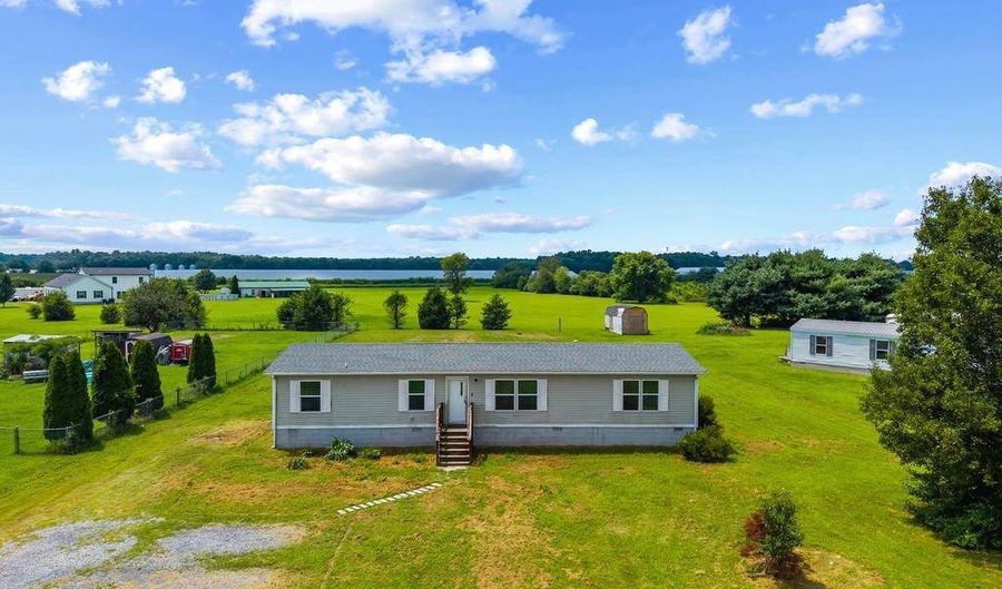 2517 Woodyard Rd, Harrington, DE 19952 - 3 Beds, 2 Bath