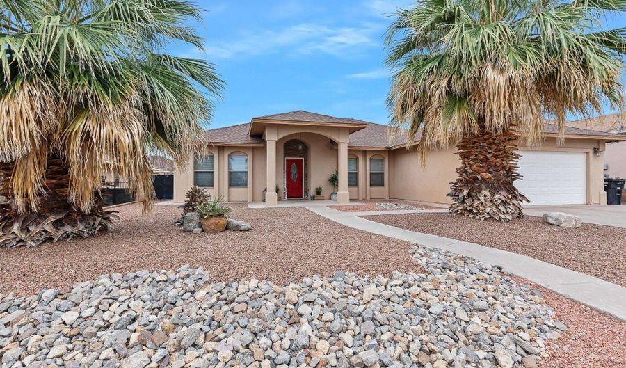 255 Bosque St, Alamogordo, NM 88310 - 4 Beds, 2 Bath