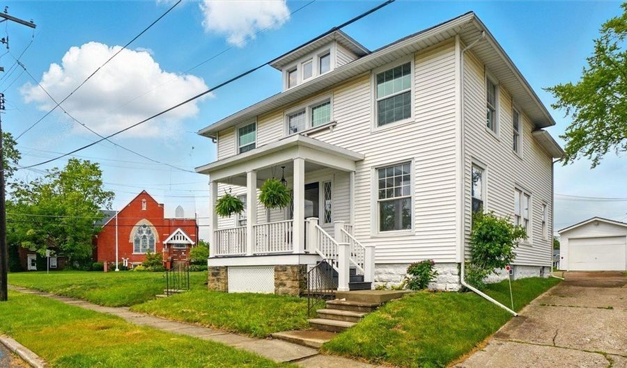 1433 W 4th St, Ashtabula, OH 44004 - 5 Beds, 3 Bath