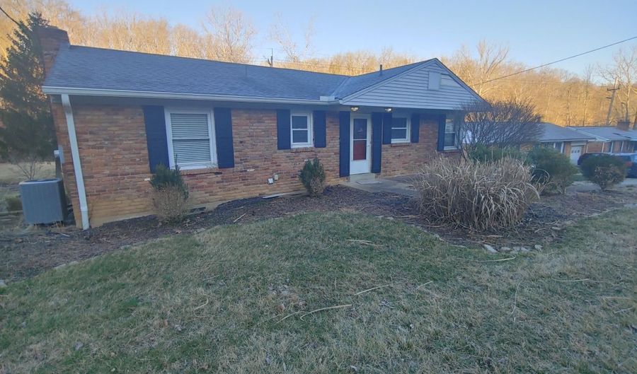 2921 Eight Mile Rd, Anderson Twp., OH 45244 - 3 Beds, 2 Bath