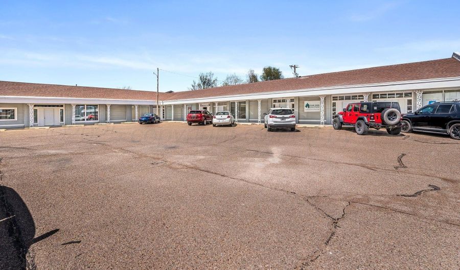 2400 SW 7TH Ave, Amarillo, TX 79106 - 0 Beds, 0 Bath