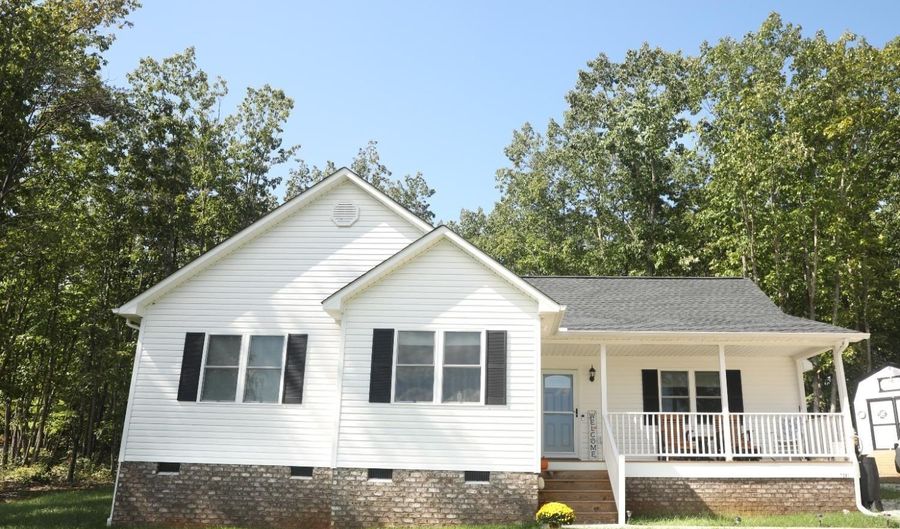 7281 Oakville Rd, Appomattox, VA 24522 - 3 Beds, 2 Bath