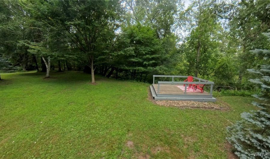 360 Muegel Rd, Amherst, NY 14051 - 3 Beds, 2 Bath