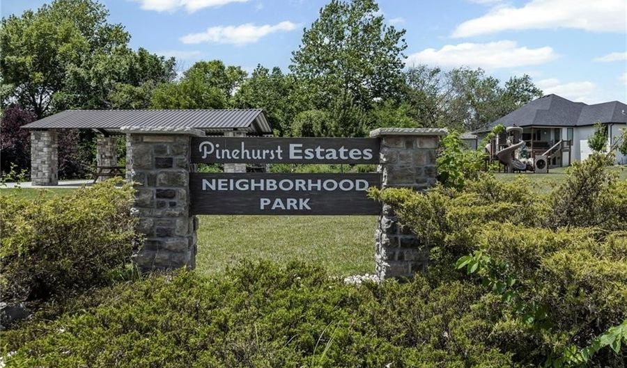 801 155th Ter, Basehor, KS 66007 - 4 Beds, 3 Bath