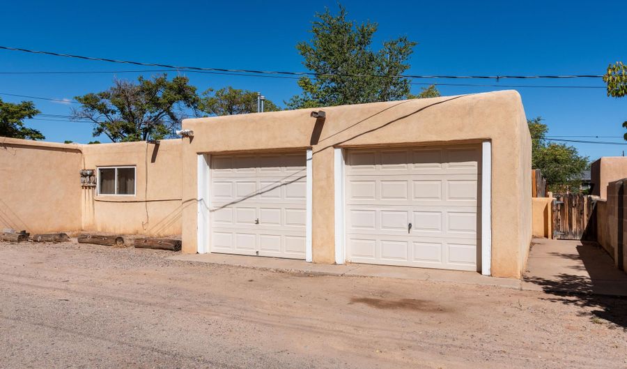 3434 SMITH Ave SE A, Albuquerque, NM 87106 - 2 Beds, 1 Bath