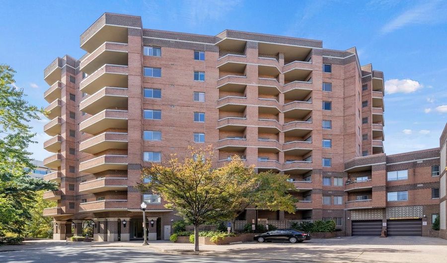 1050 N STUART St 611, Arlington, VA 22201 - 1 Beds, 1 Bath