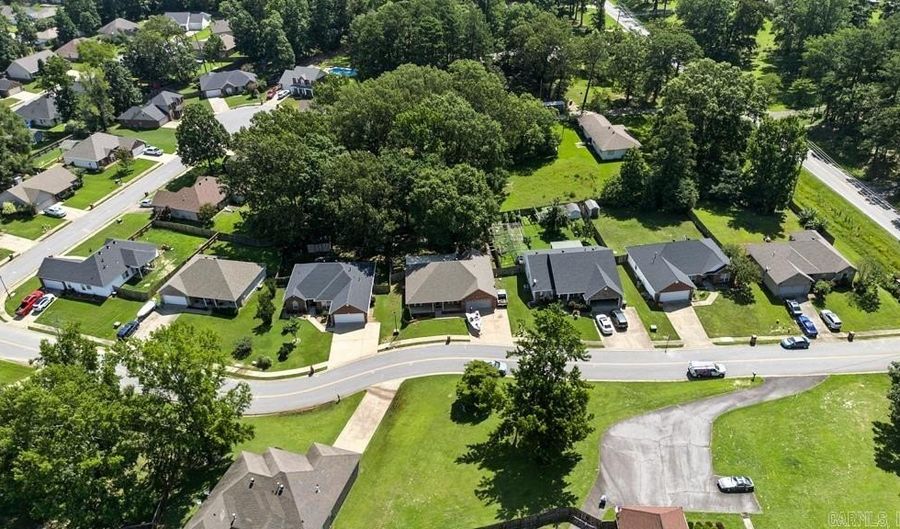 1518 Nantucket Dr, Benton, AR 72015 - 3 Beds, 2 Bath