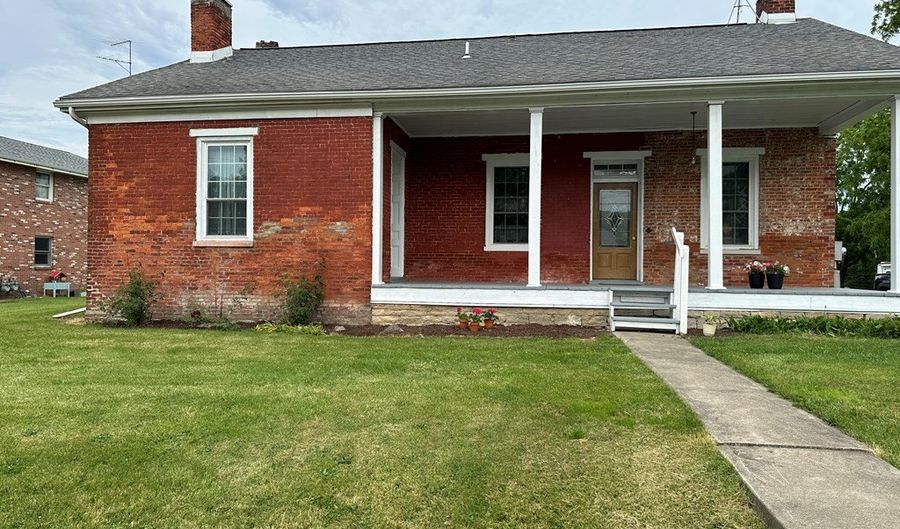116 Main St, Attica, OH 44807 - 6 Beds, 4 Bath