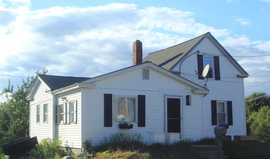 448 Forbush Ave, Berlin, NH 03570 - 3 Beds, 1 Bath