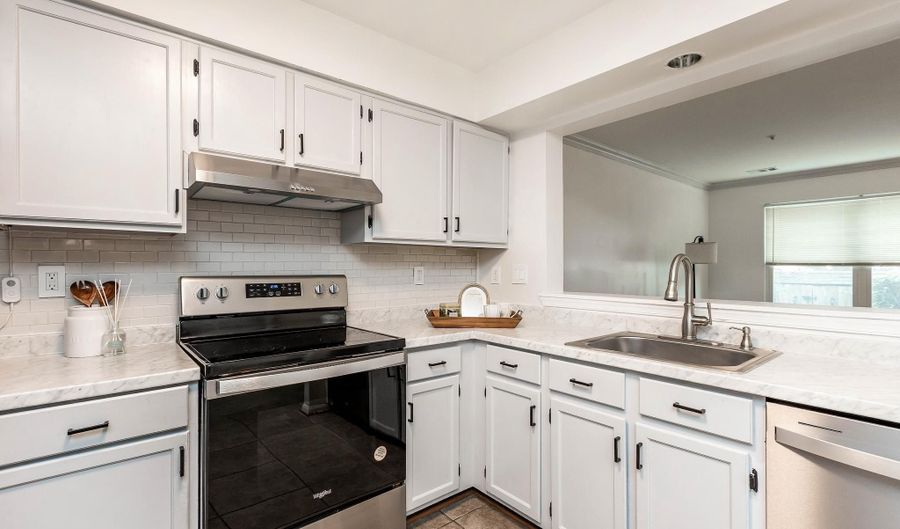 25 HIGHSTREAM Ct 1025, Germantown, MD 20874 - 3 Beds, 2 Bath