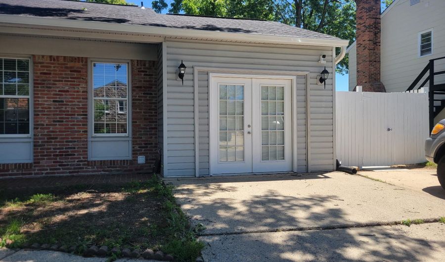 5116 CAVERLY Pl, Beltsville, MD 20705 - 2 Beds, 1 Bath