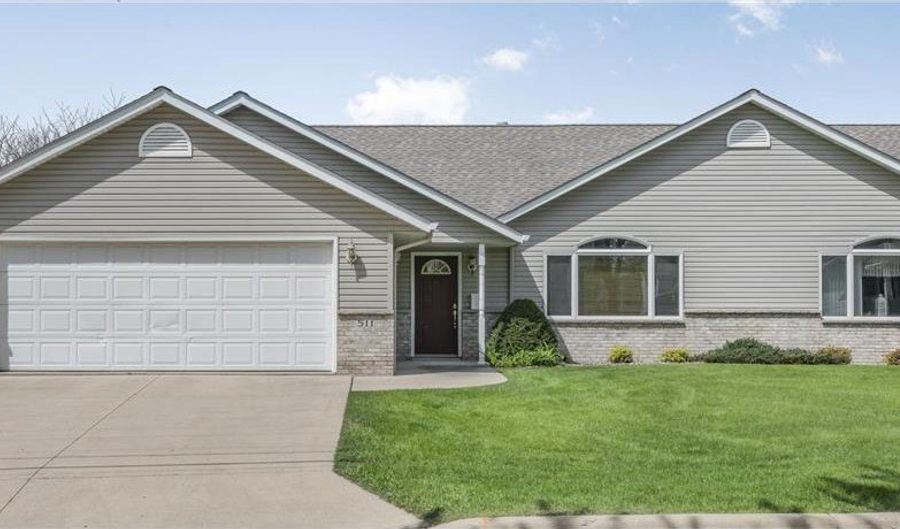 511 Raymond Ave, Albert Lea, MN 56007 - 2 Beds, 2 Bath