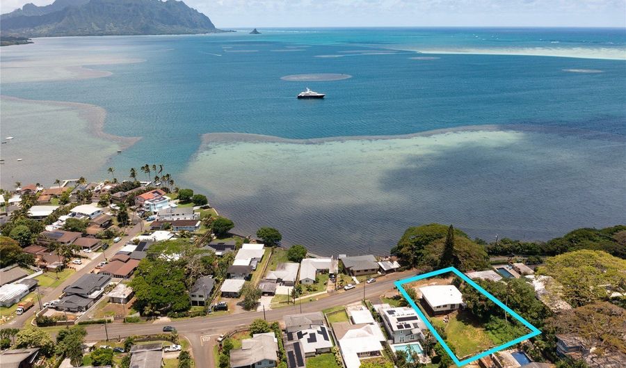 47-190 Kamehameha Hwy, Kaneohe, HI 96744 - 4 Beds, 3 Bath