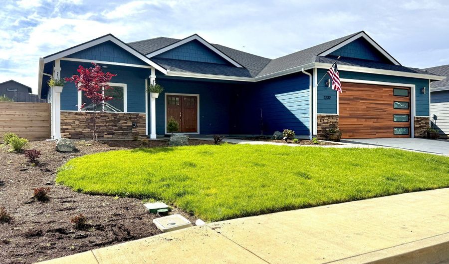 1232 LIGHTHOUSE Ln, Brookings, OR 97415 - 3 Beds, 2 Bath