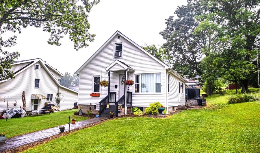 1508 25th Ave, Altoona, PA 16601 - 4 Beds, 1 Bath