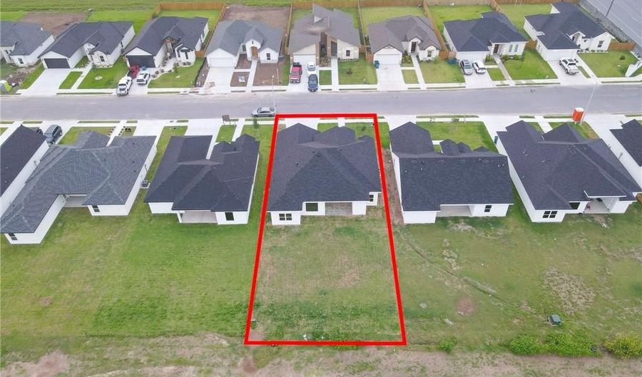 1007 Broken Arrow Dr, Alamo, TX 78516 - 4 Beds, 3 Bath