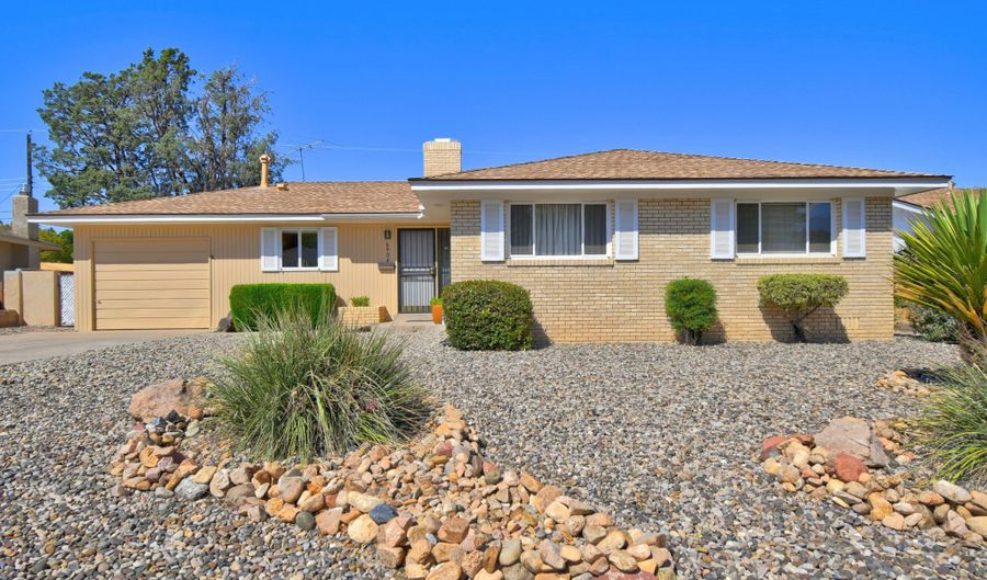 6904 EDWINA Ave NE, Albuquerque, NM 87110 - 3 Beds, 2 Bath