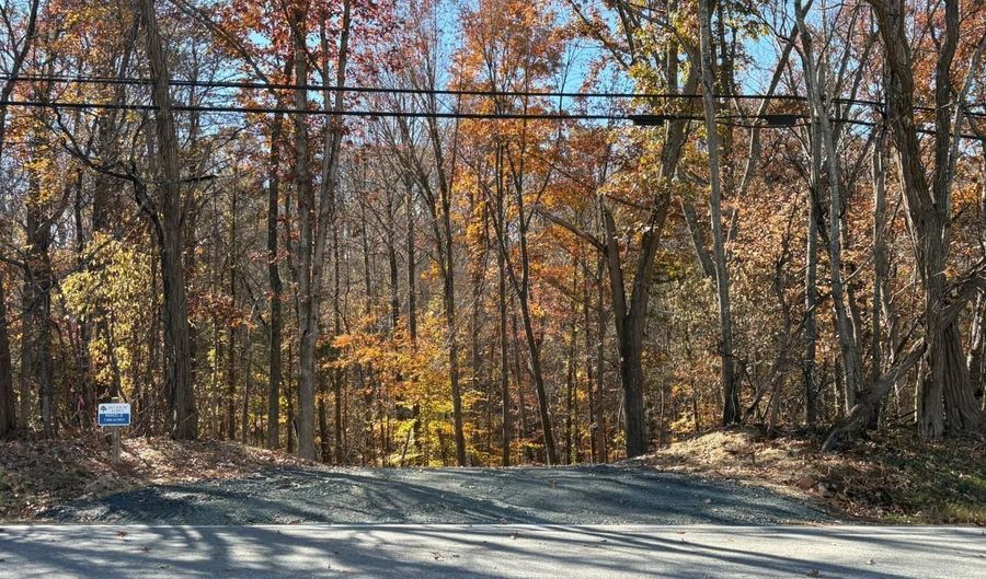 9- D Richmond Hwy, Amherst, VA 24521 - 0 Beds, 0 Bath