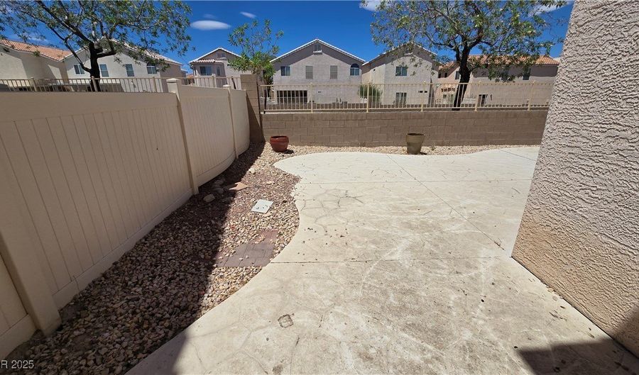 8934 Tom Noon Ave, Las Vegas, NV 89178 - 4 Beds, 3 Bath