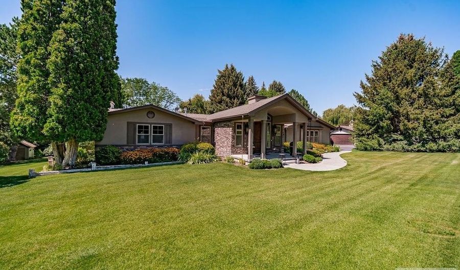 5212 S Marbrisa Ln, Idaho Falls, ID 83406 - 5 Beds, 4 Bath