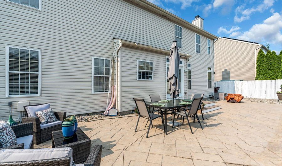 29 Tupelo Rd, Bayville, NJ 08721 - 4 Beds, 3 Bath