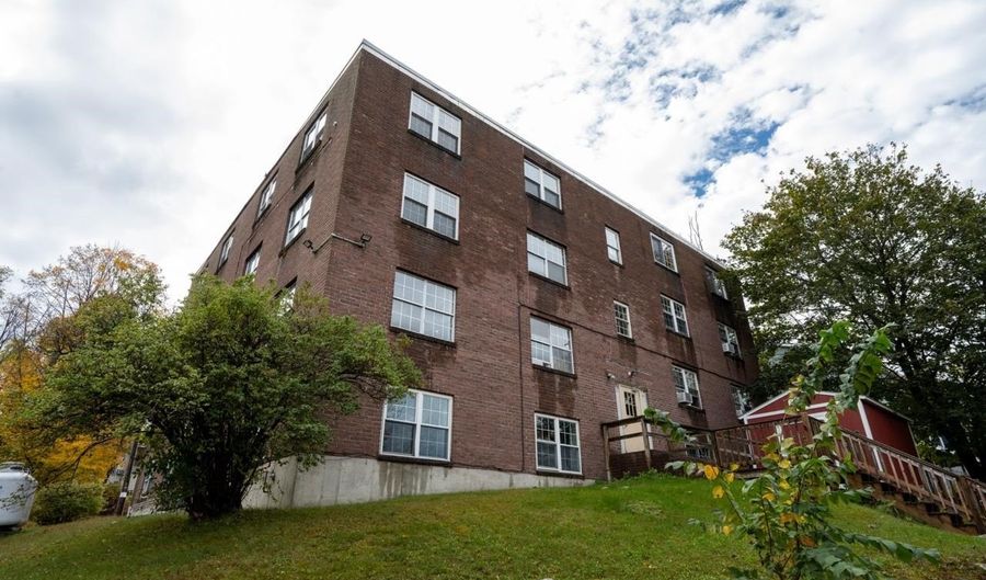 30 Beech St 4B, Bristol, NH 03222 - 2 Beds, 1 Bath