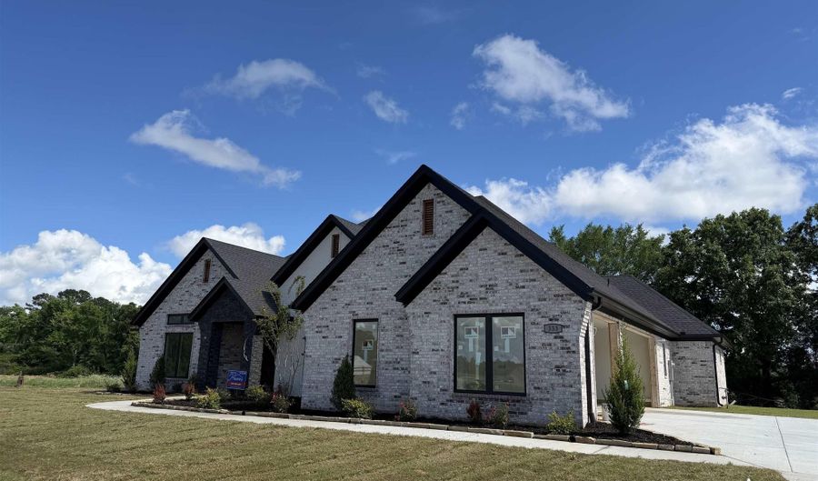 333 Heritage Grove Rd, Alexander, AR 72002 - 4 Beds, 3 Bath