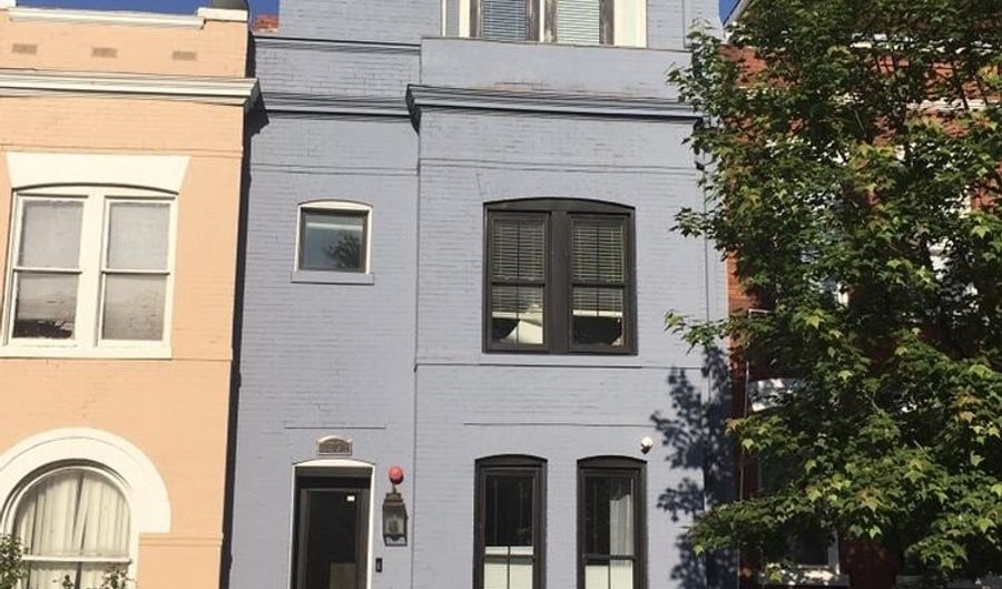 2298 CHAMPLAIN St NW A, Washington, DC 20009 - 0 Beds, 1 Bath