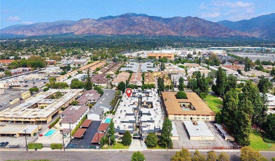 618 Fairview Ave 109, Arcadia, CA 91007 - 2 Beds, 3 Bath