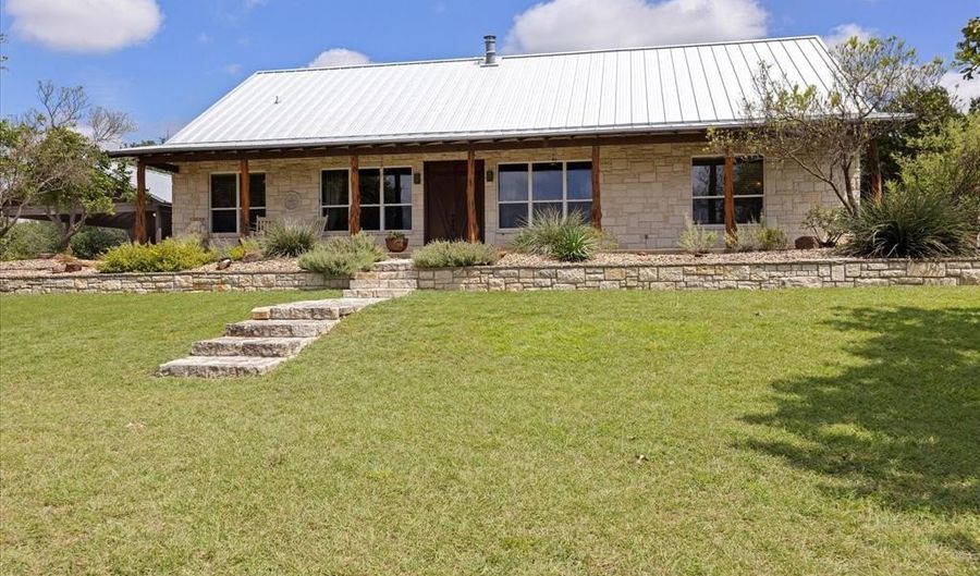 7465 Fm 1824, Hico, TX 76457 - 3 Beds, 3 Bath