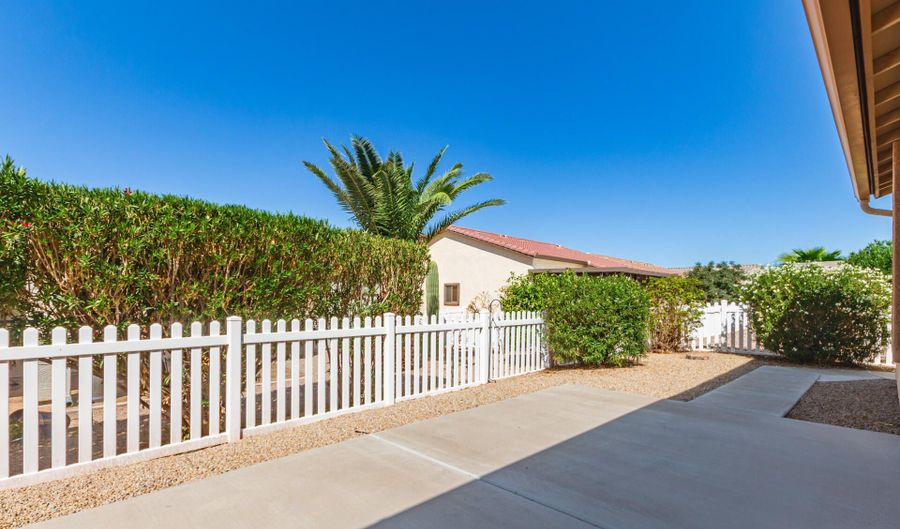 2101 S MERIDIAN Rd 189, Apache Junction, AZ 85120 - 2 Beds, 2 Bath