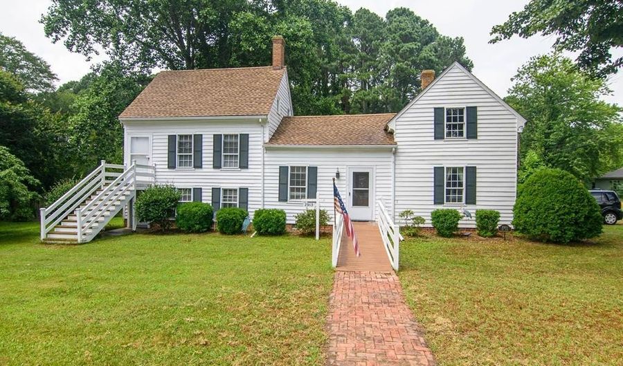 23613 FRONT St, Accomac, VA 23301 - 2 Beds, 2 Bath