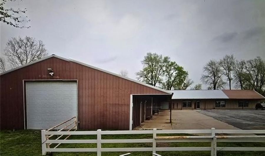 103 NE 2nd St, Adair, OK 74330 - 0 Beds, 0 Bath