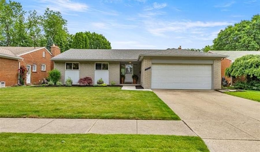 17276 Midway Ave, Allen Park, MI 48101 - 3 Beds, 2 Bath