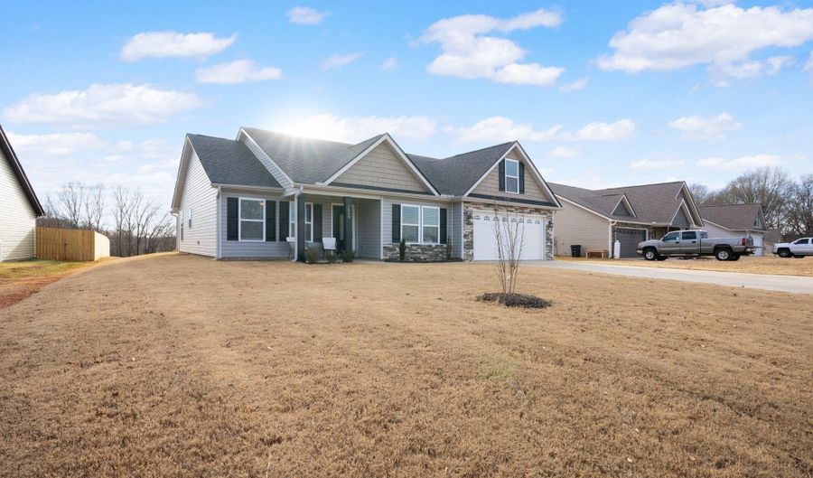 1558 Sandy Ford Rd, Chesnee, SC 29323 - 3 Beds, 2 Bath