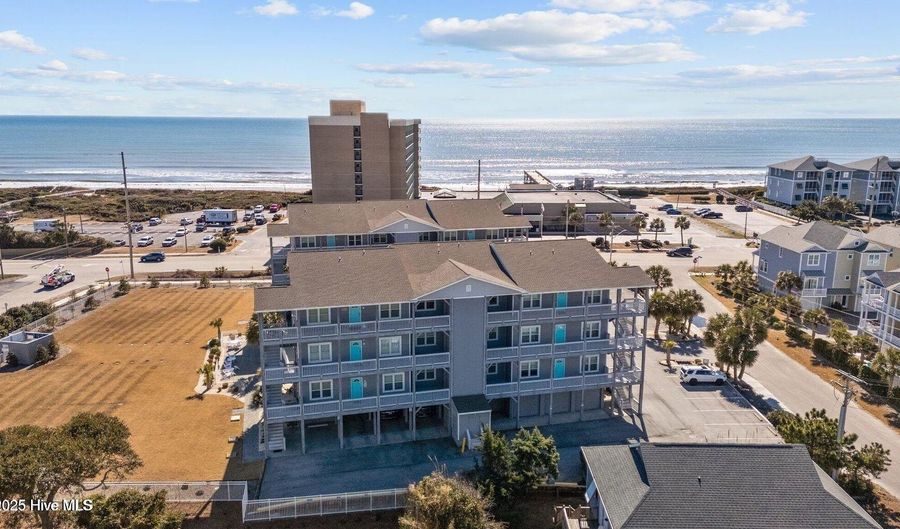 108 Pelican Dr B, Atlantic Beach, NC 28512 - 2 Beds, 2 Bath