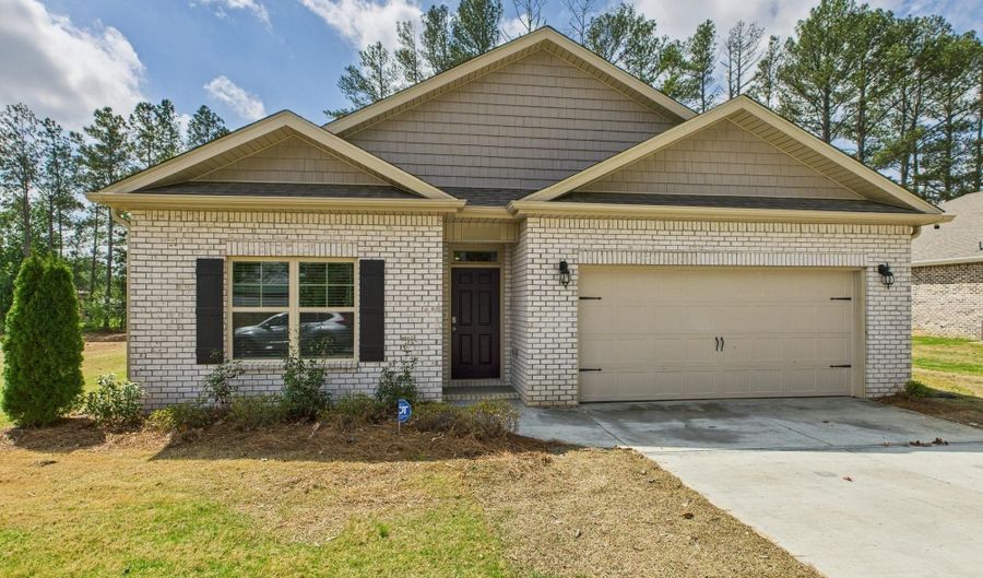 21996 Chancery Ln, Athens, AL 35613 - 4 Beds, 2 Bath