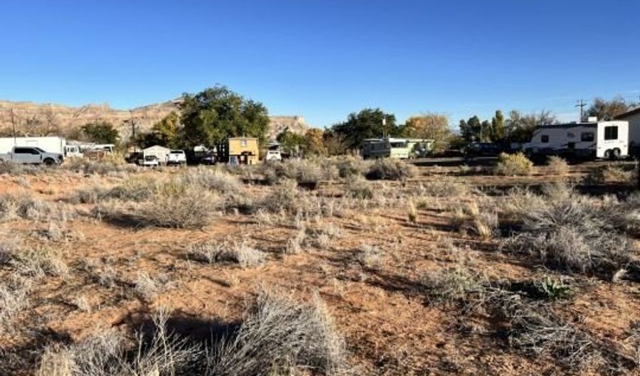 N Johnathan Edwards, Big Water, UT 84741 - 0 Beds, 0 Bath