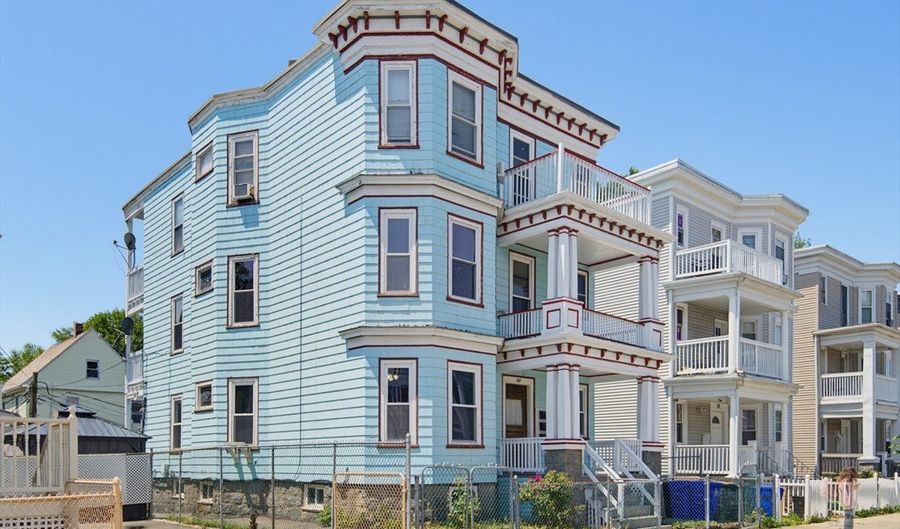 23 Santuit St, Boston, MA 02124 - 8 Beds, 3 Bath
