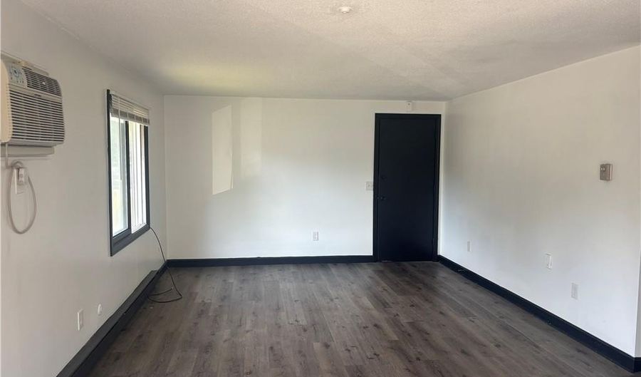 115 Nepaug Rd 10, Narragansett, RI 02882 - 1 Beds, 1 Bath