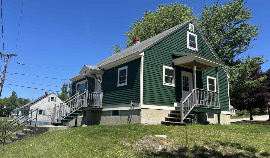 80 Maynesboro St, Berlin, NH 03570 - 3 Beds, 1 Bath
