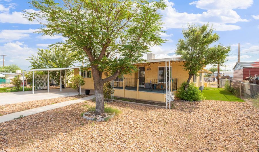 674 E DIDI ANNE Dr, Benson, AZ 85602 - 3 Beds, 2 Bath