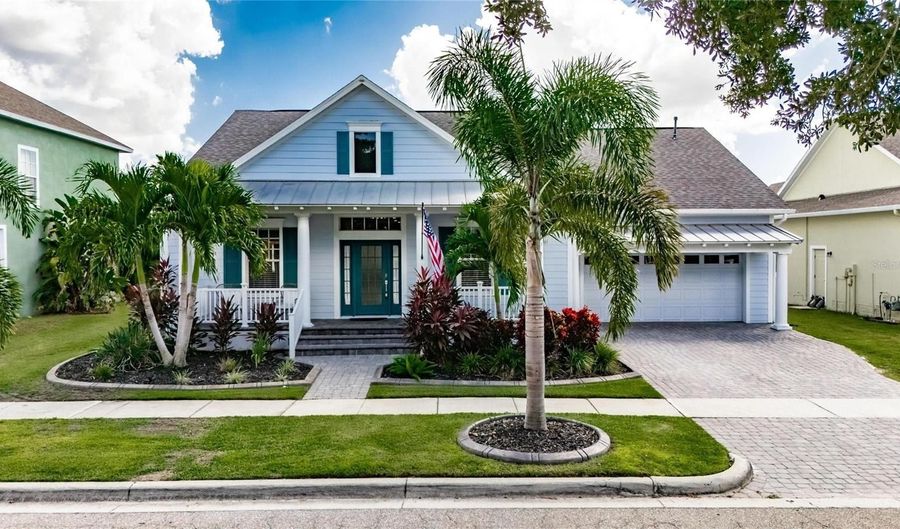 526 ISLEBAY Dr, Apollo Beach, FL 33572 - 3 Beds, 3 Bath