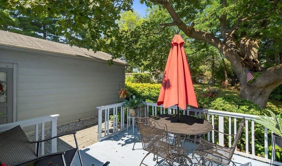 60 Clermont St, Albany, NY 12203 - 2 Beds, 1 Bath