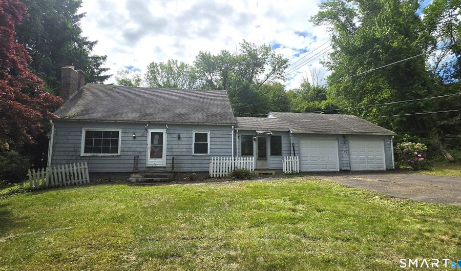 398 Ripley Hill Rd, Coventry, CT 06238 - 3 Beds, 2 Bath