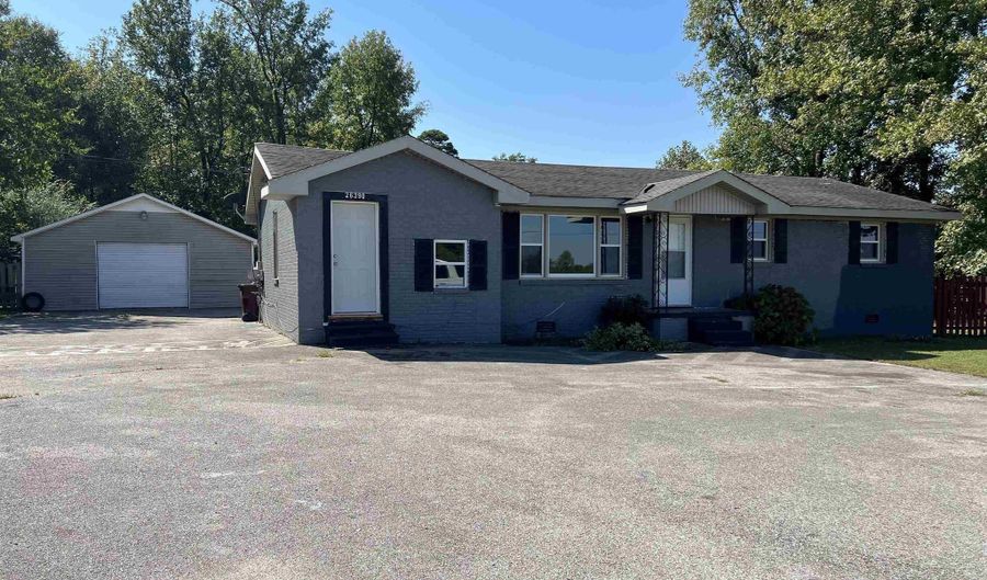 26390 Highway 72 E, Athens, AL 35613 - 3 Beds, 1 Bath