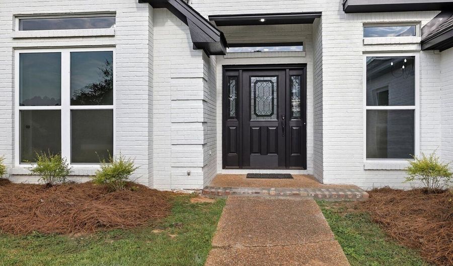 231 Greensview Dr, Brandon, MS 39047 - 3 Beds, 2 Bath