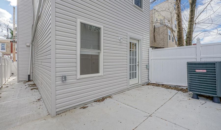 1735 FEDERAL St A, Philadelphia, PA 19146 - 2 Beds, 2 Bath
