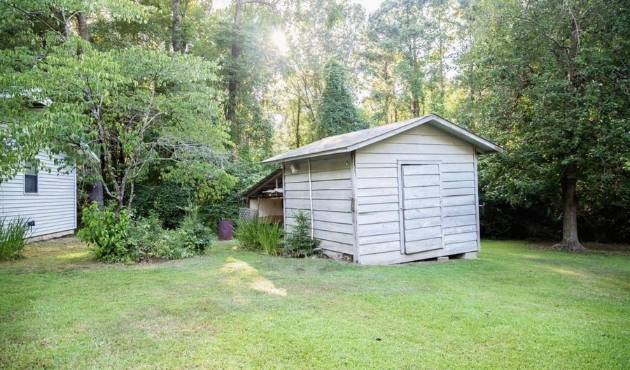 4510 LOWMAN Rd, Pine Bluff, AR 71603 - 3 Beds, 3 Bath