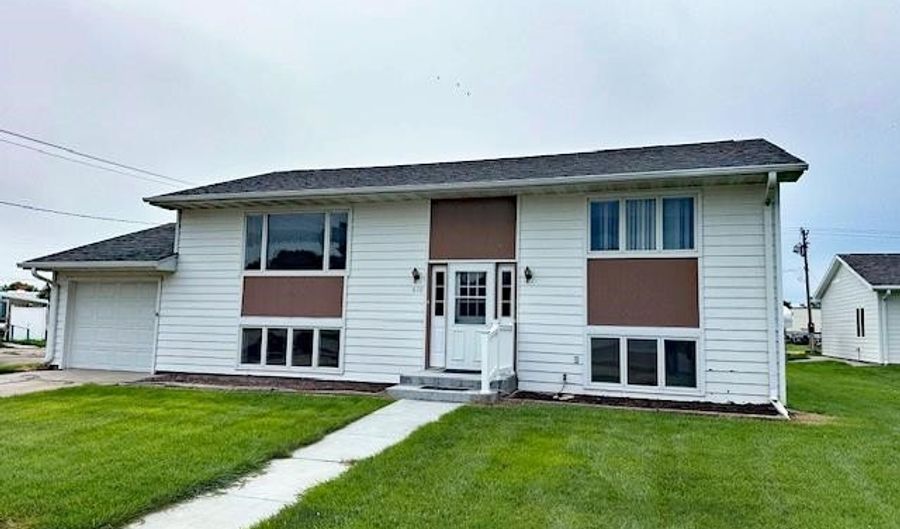 610 Keene St, Ansley, NE 68814 - 4 Beds, 2 Bath